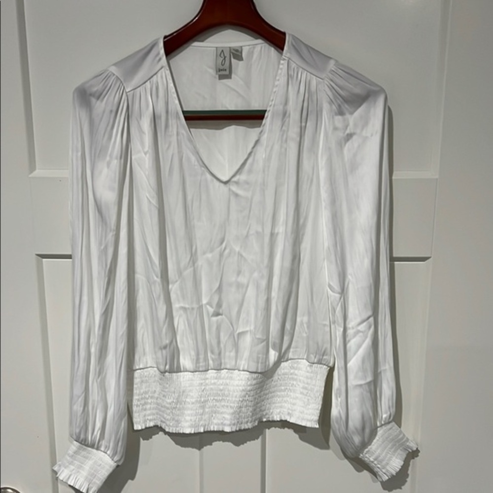 Joie Satin Smocked VNeck Blouses Sz M